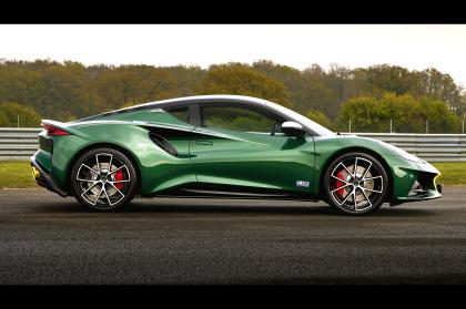 H Lotus έβγαλε επετειακή έκδοση της Emira προς τιμήν του Jim Clark